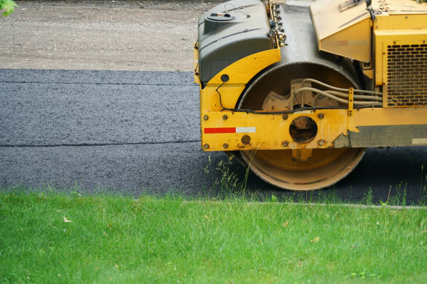 Best Driveway Pavers Near Me  in Lakewood Clu, MI